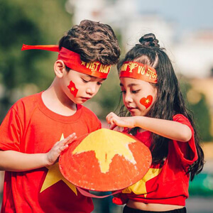 LK Nhạc Cách Mạng Việt Nam Đi Cùng Năm Tháng